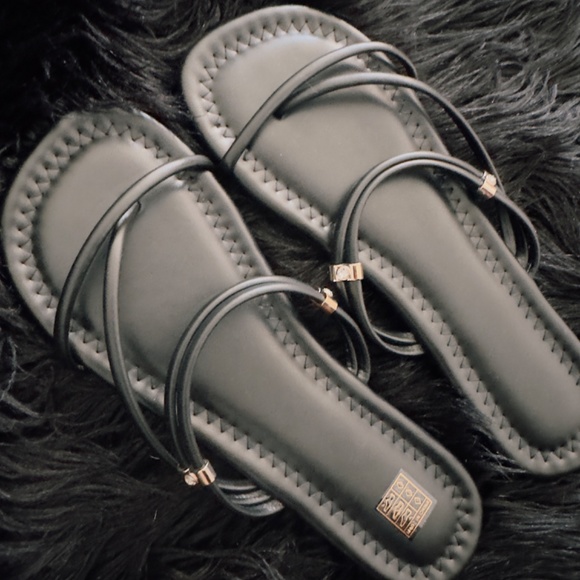 STRAPPY SANDALS - Picture 3 of 6